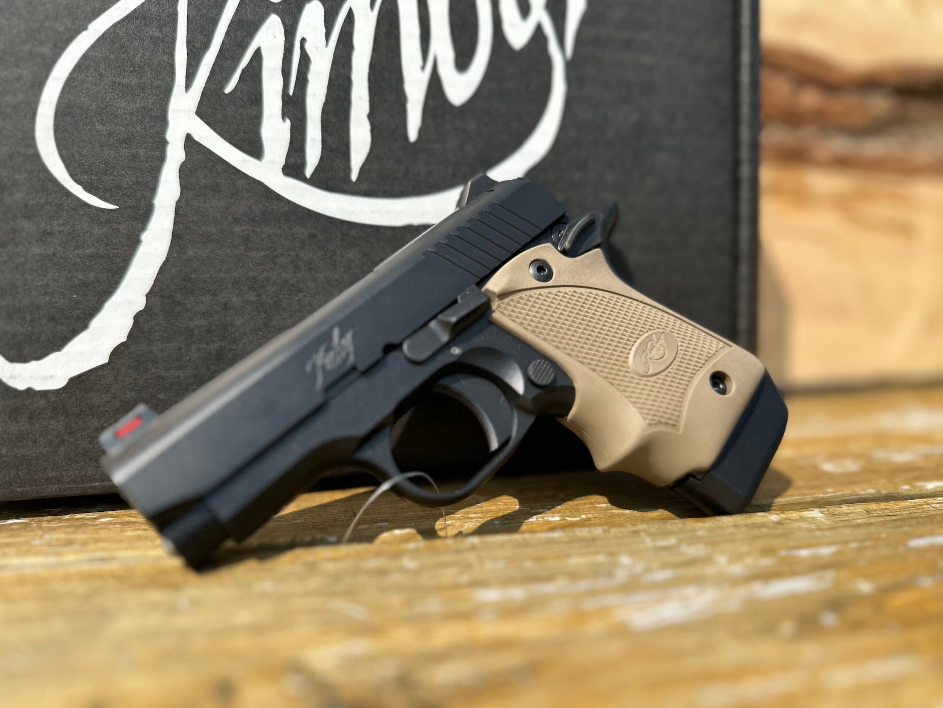 KIMBER MICRO 9, BFS23, 9MM 3" BLK/FDE GRIPS