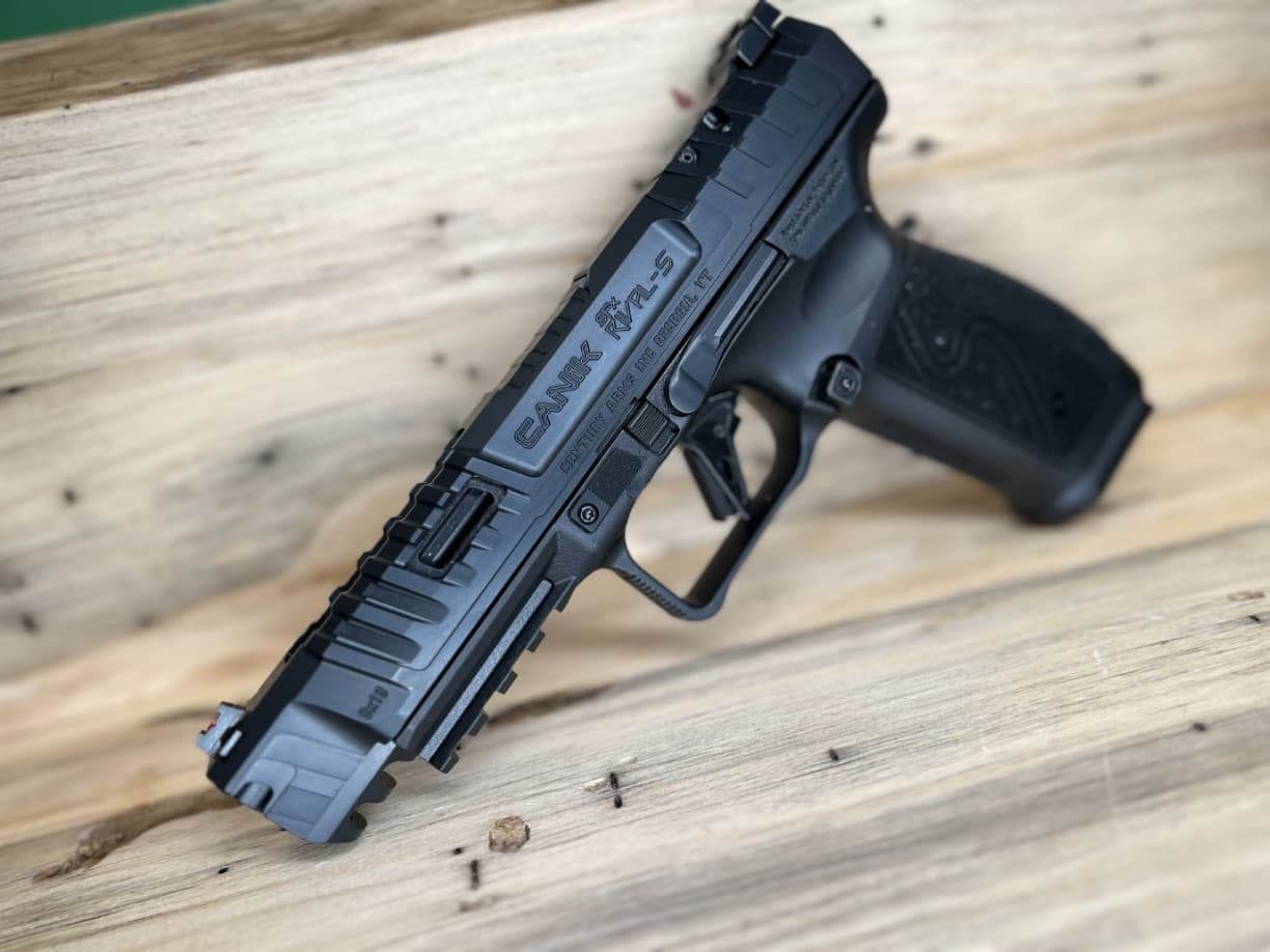 Canik pistol