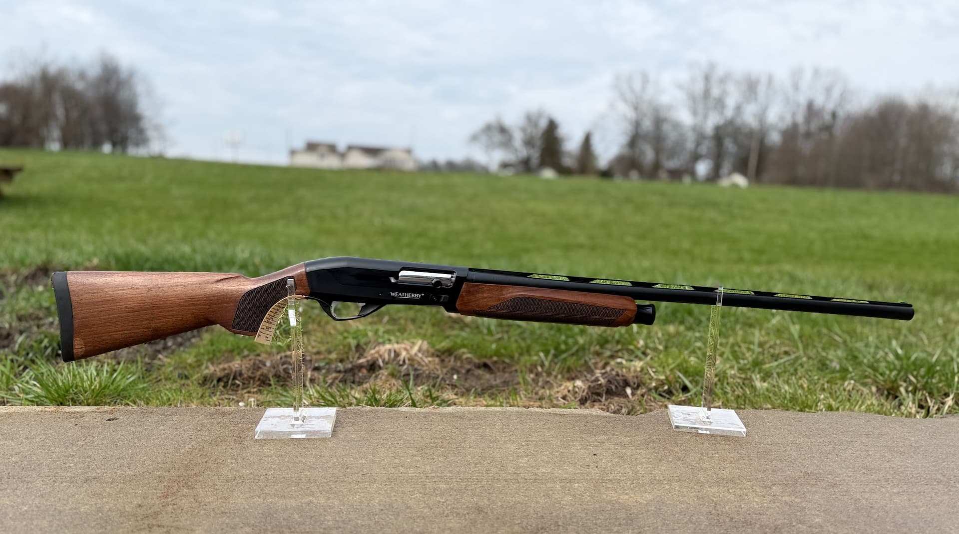 Weatherby Element 2 Upland 20 Gauge 28" Semi-Auto, Turkish Walnut