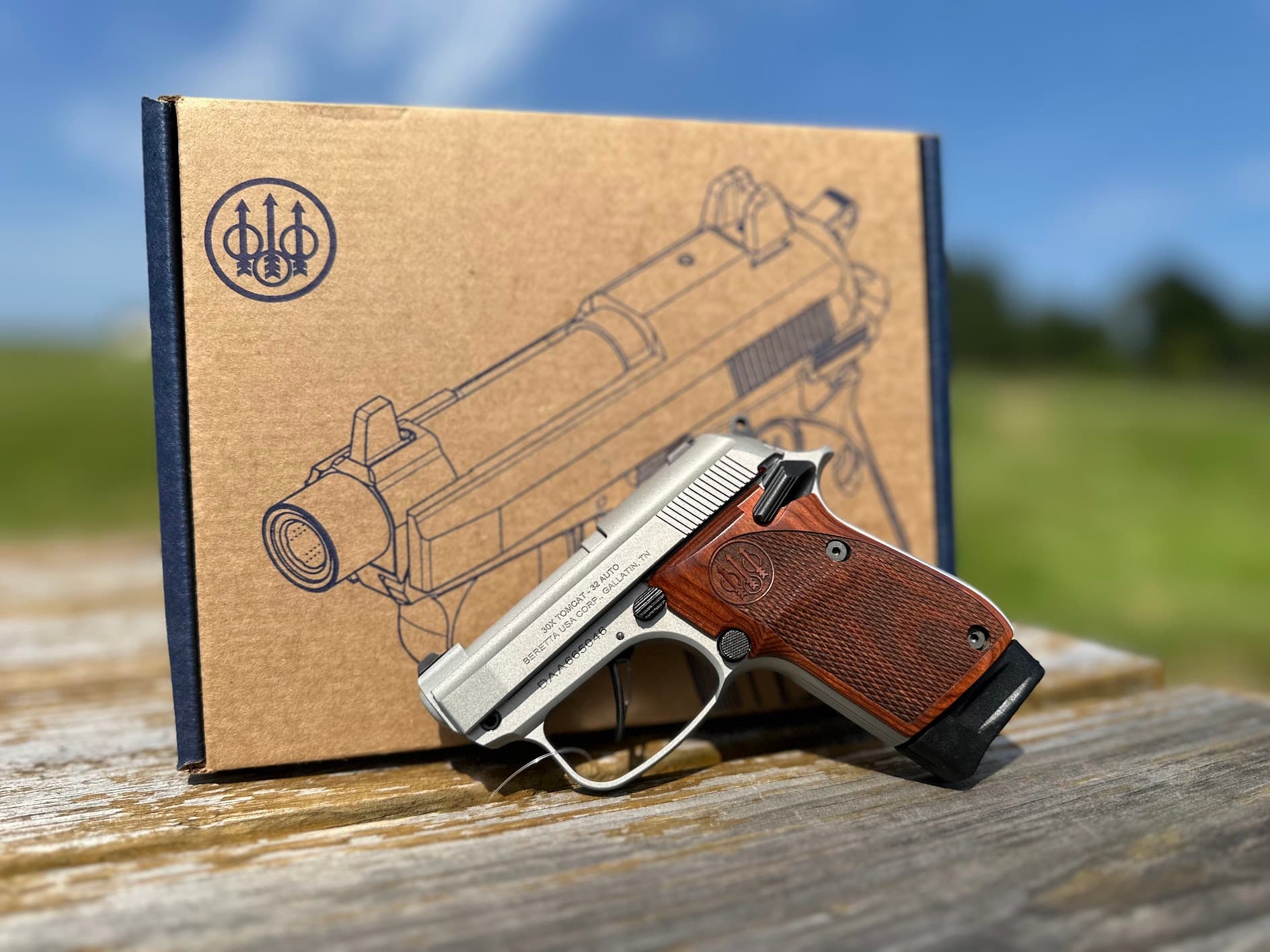 Beretta 30X Tomcat Just In Case .32 ACP 2.9" Inox w/Walnut Grips J30X32R8IN