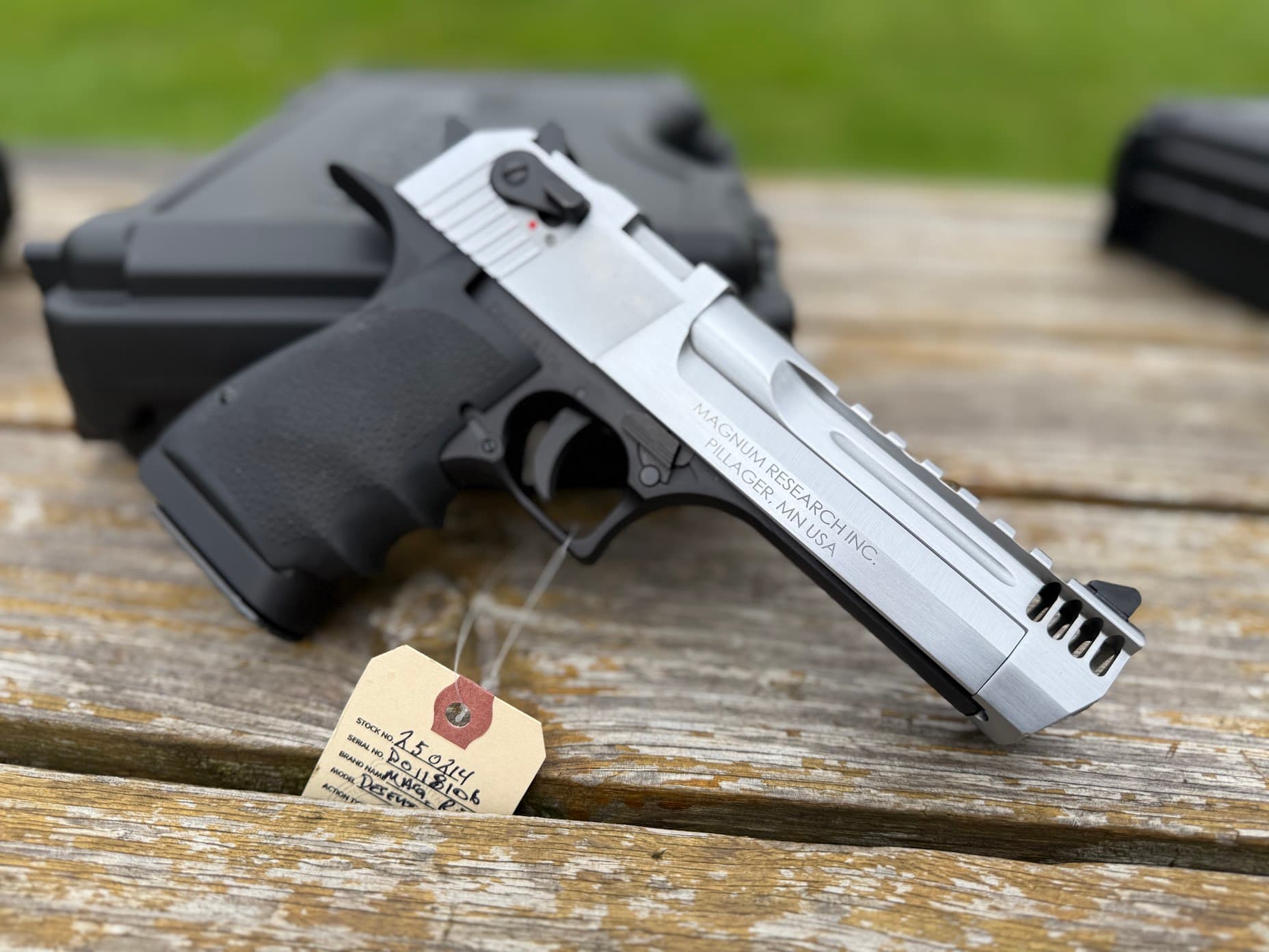 Magnum Research Desert Eagle L5 Chrome .50 AE 5" Barrel 7-Rounds