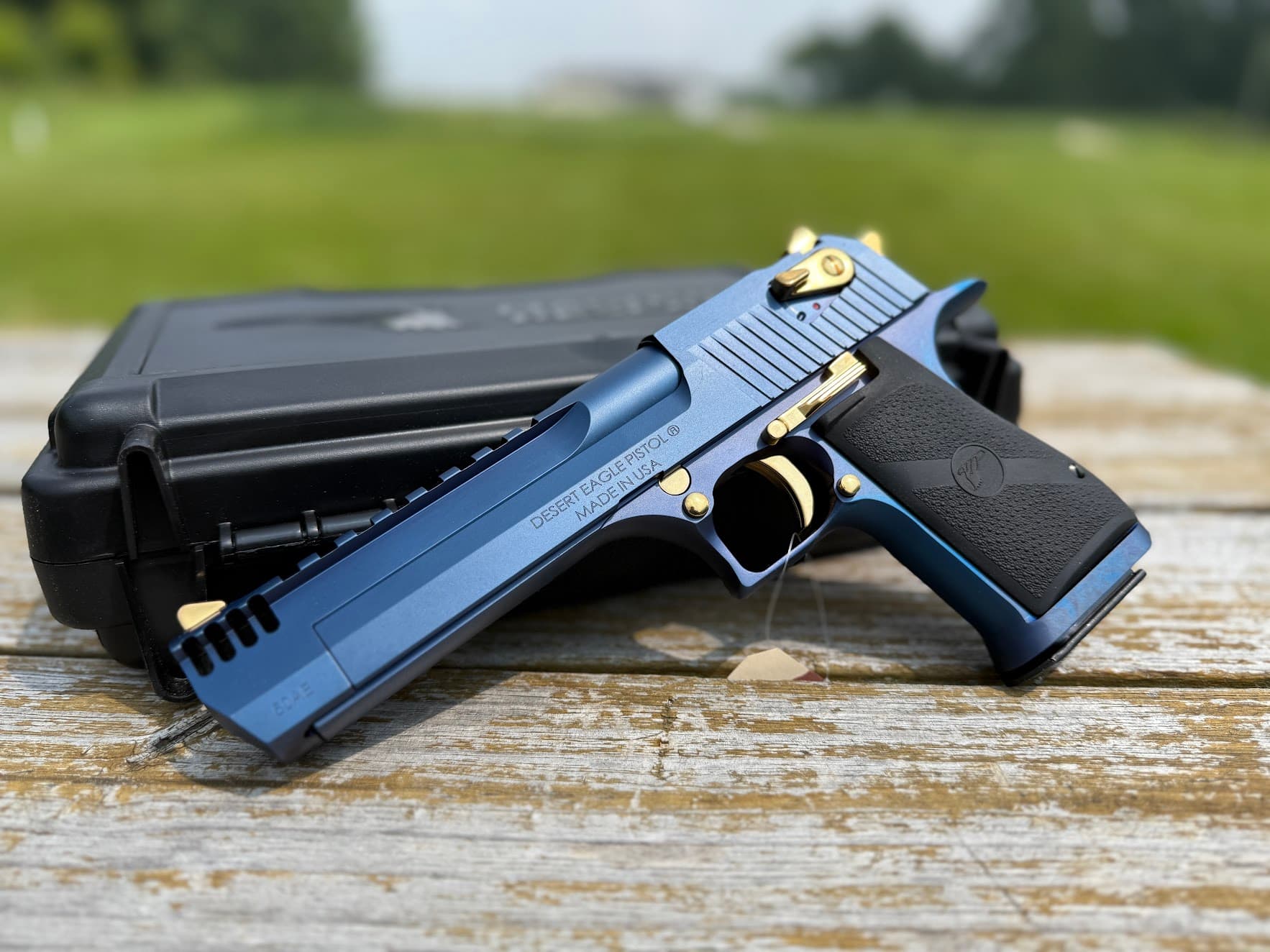 Magnum Research Desert Eagle Mark XIX Carbo Blue .50 AE 6" Barrel 7-Rounds